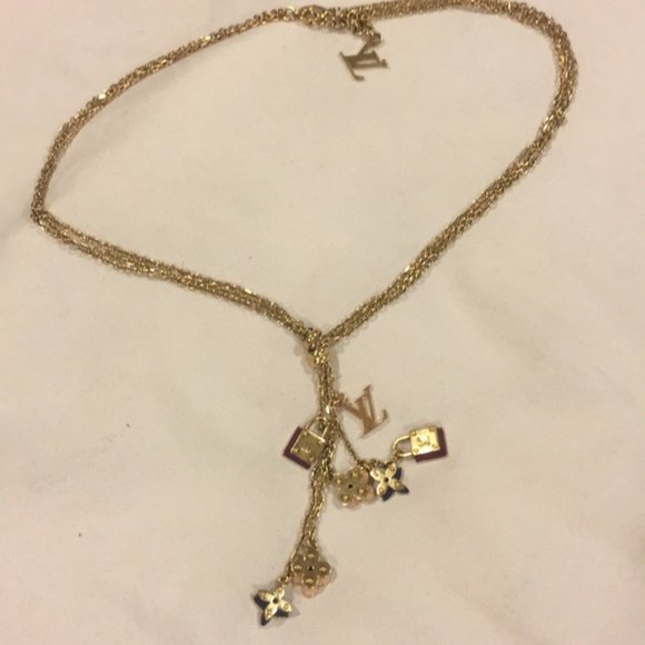 Louis Vuitton’s chain - Picture 1 of 6